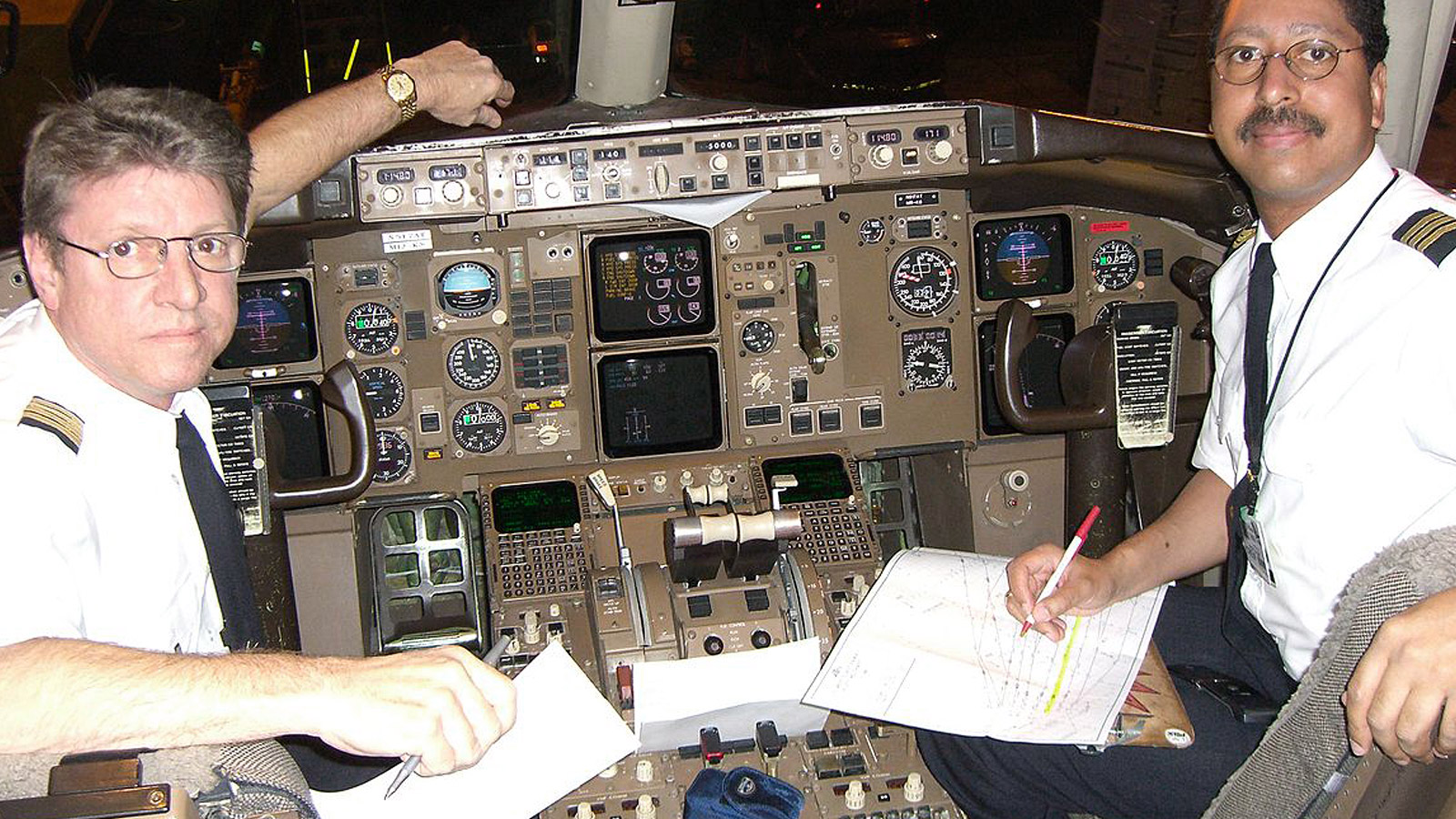 Ufo's en piloten: Deel 1. Vlucht 564 van AWA 1995